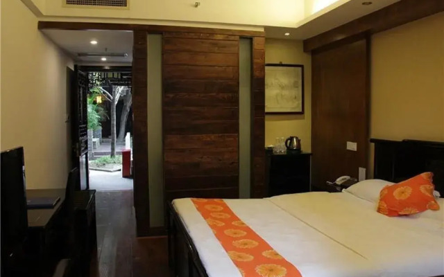 Jinli Hostel