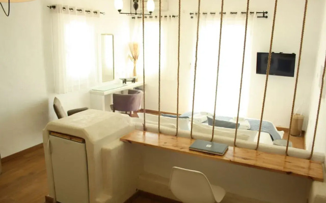 Tholaria Boutique Hotel
