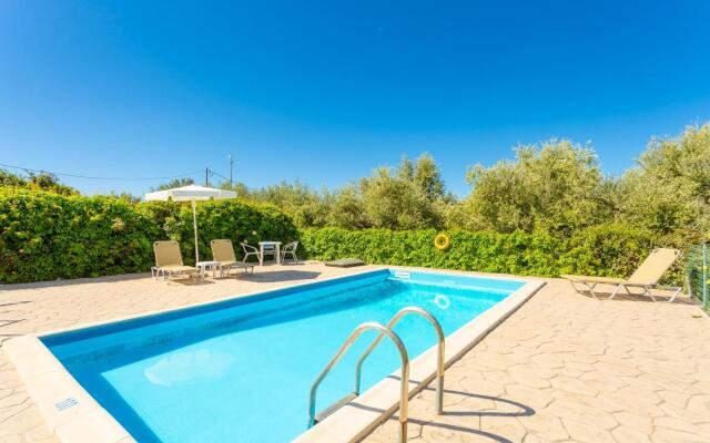 Villa Russa Alekos Large Private Pool Walk to Beach Sea Views Wifi Car Not Required - 2020