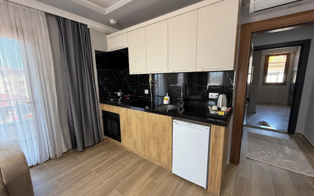 Güven Palace Suites