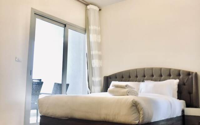 Vesta - Luxury Apt - 3BR - CFC X