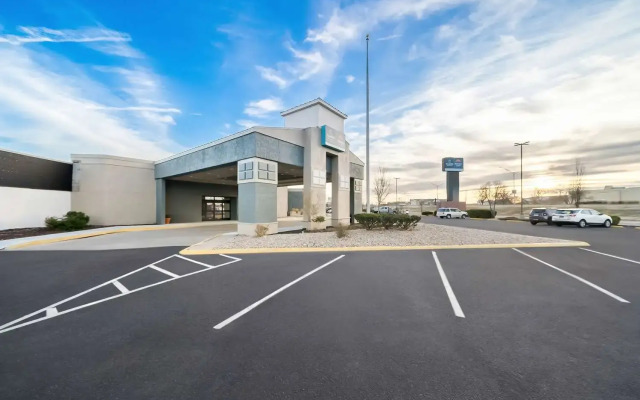 Suburban Studios, Kearney