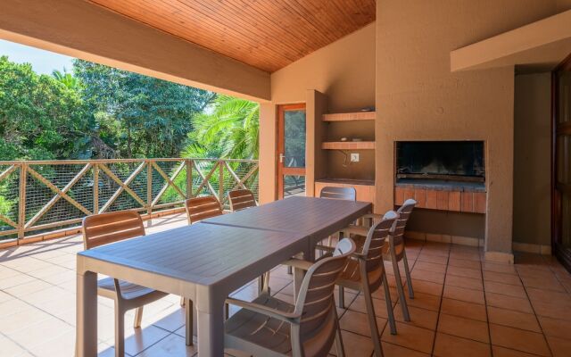 San Lameer Villa Rentals 10301