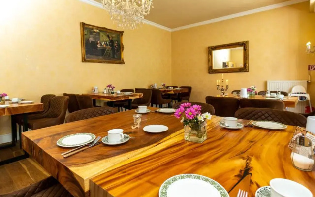 Hotel Holsteinische Schweiz