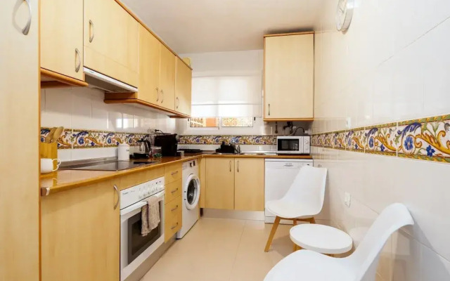 Plush Penthouse With Terrace