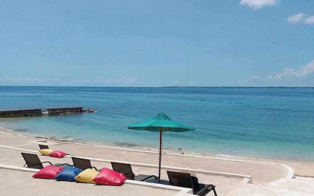 Mactan Newton Condo with Pool Access
