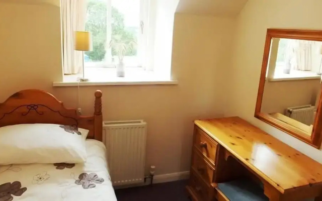 Cosheston Apartments 4