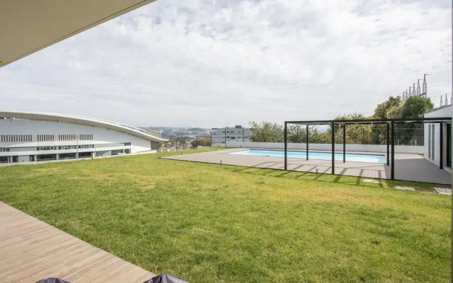 Liiiving in Porto - Dragão Pool View II