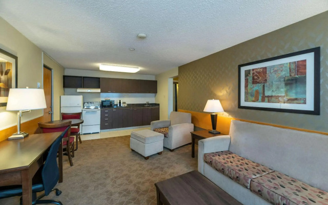 Prestige Riverside Lodge