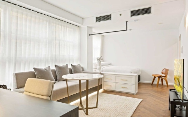 City Centre Studio by Hyde Park – Guest Rooms – Sydney