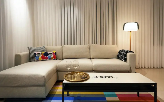 Yehuda Market Suite