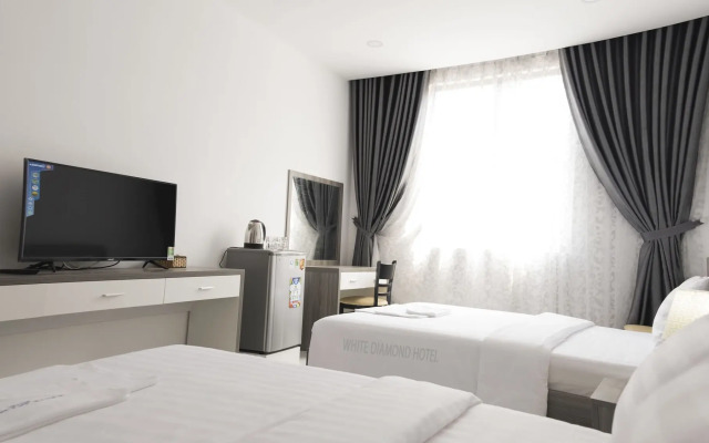 White Diamond Hotel