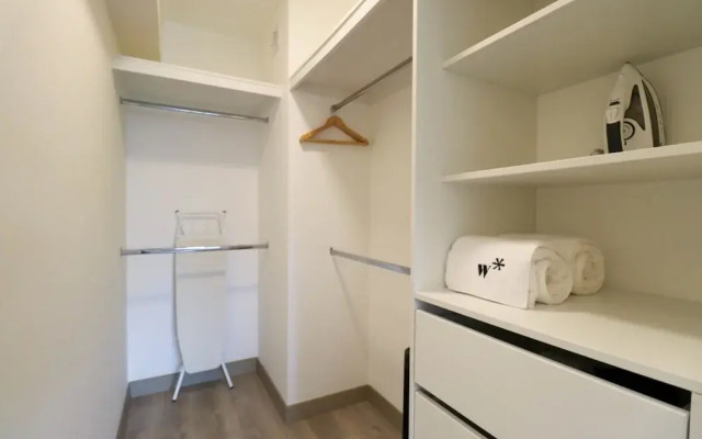 w Minimalist 2BR in Miraflores