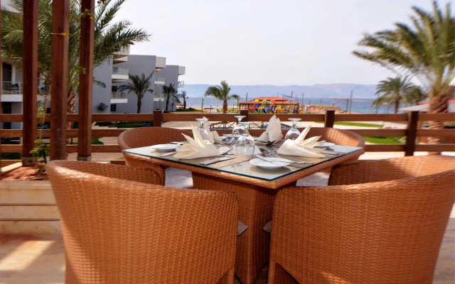 Public Security Hotel & Chalets