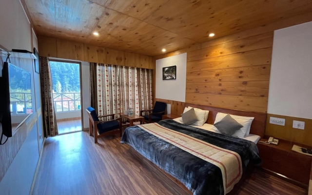 OYO Premium Log Huts
