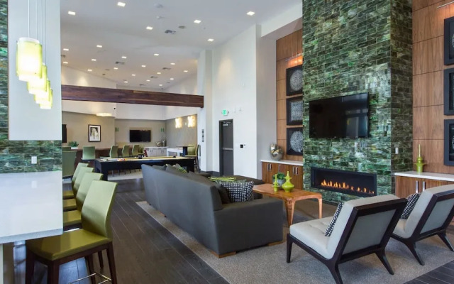Global Luxury Suites Redwood City