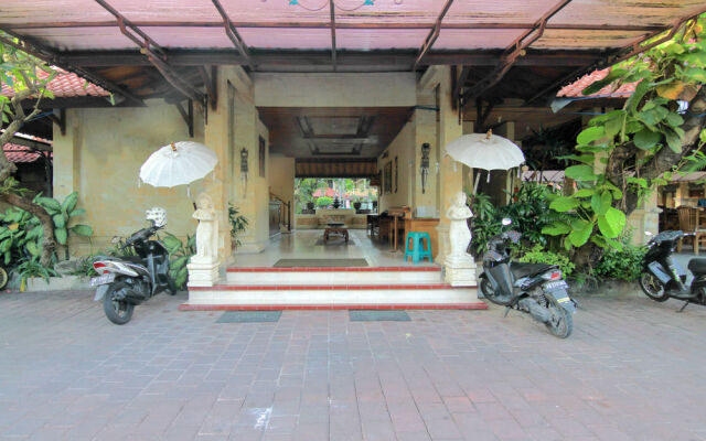 Airy Eco Pantai Kuta Poppies Lane Dua Bali