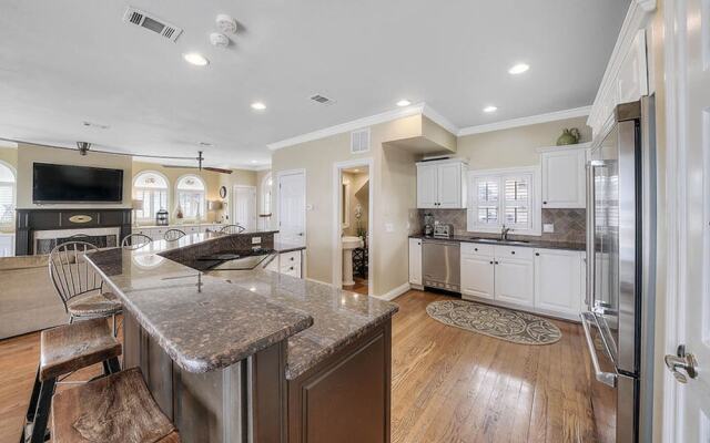 Emerald Belle by Five Star Properties