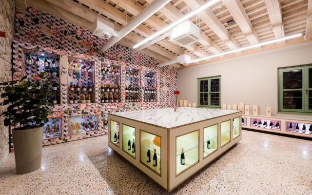 Winery & Design hotel ROXANICH