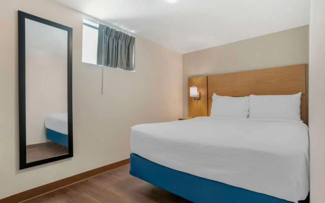 Chateau Beachfront Hotel, A By The Sea Resort