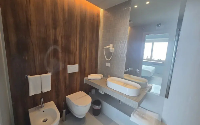 TPH Rooms