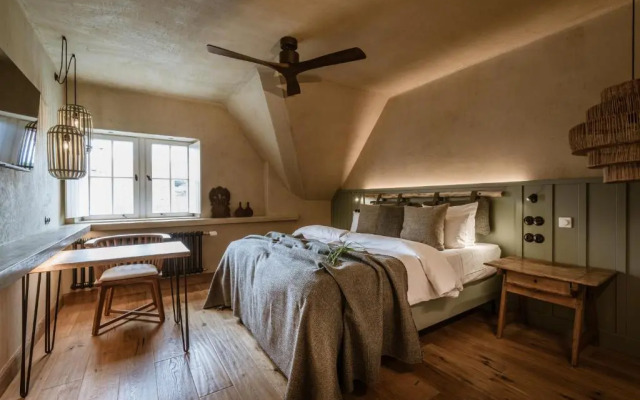 Hotel / Weingut Meintzinger