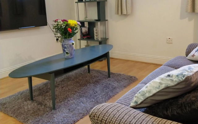 Town centre one bed apartment