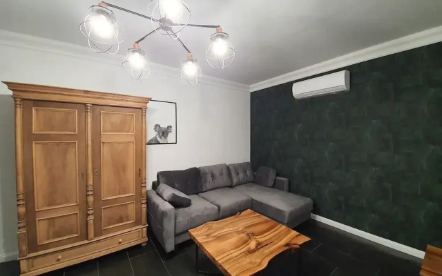 Korda Apartments