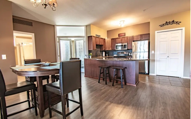 Pinnacle Pointe - By Vacations Kelowna