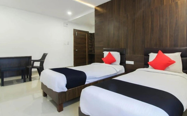 Apple Tree Inn by OYO Rooms
