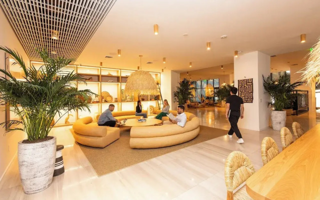 Flow Fort Lauderdale Hotel