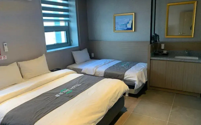 Moonkang S Spa Hotel