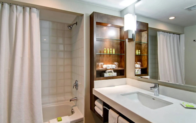 Delta Hotels by Marriott Toronto East
