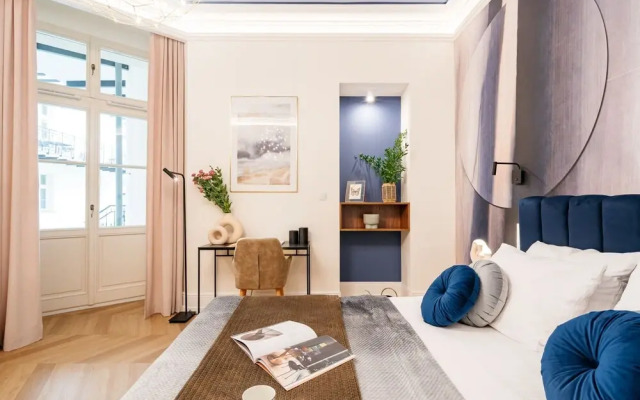 Dandelion Apartment - LoftAffair