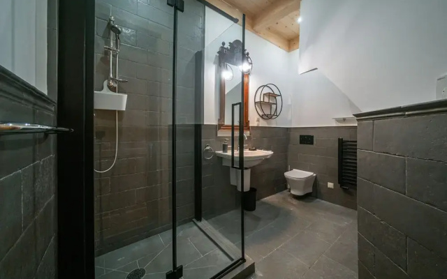 Rich Witch Villa&SPA