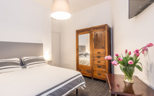 Vatican City Suites by Hili