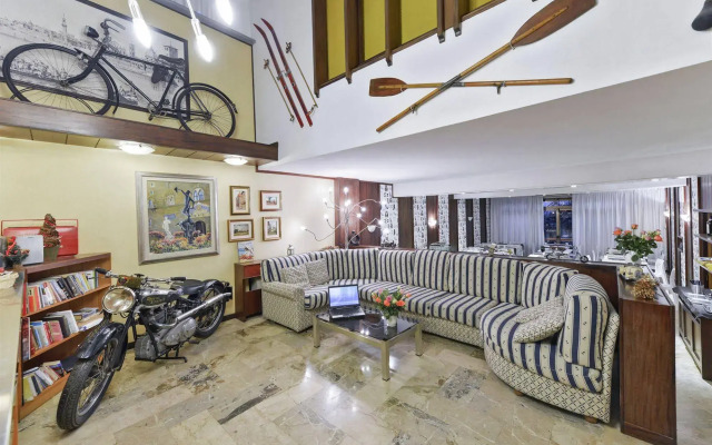 Hotel Jane