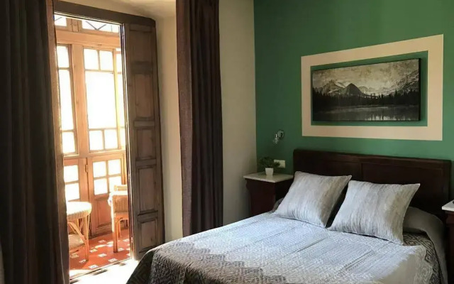 Hostal Puerta Carmona