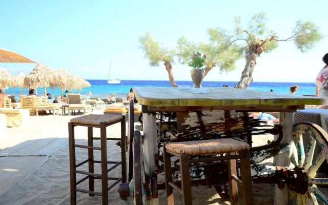 Paradise Beach Resort