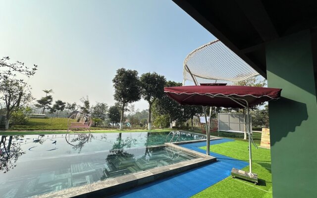King Bavi Resort