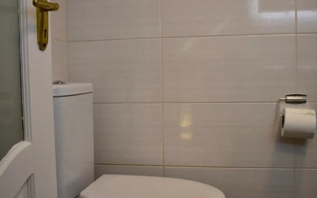 Modern 1 Bedroom Apartment Close to the Centre