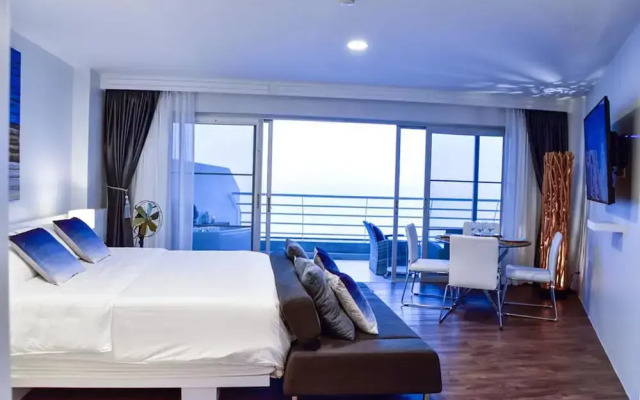 Sandy Beach Condo 15E