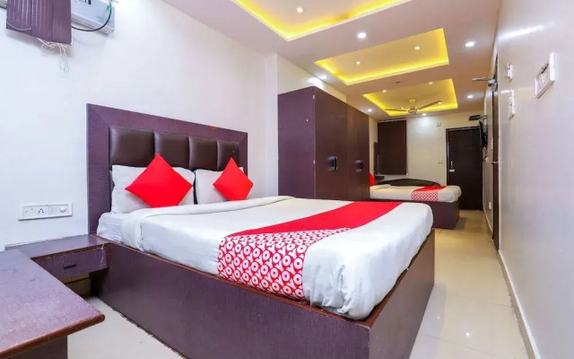 OYO 37667 Hotel Aashiana
