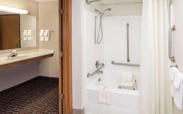 Super 8 by Wyndham Muscatine