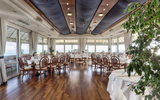 Vintage Hotel Tornese - Business & Events