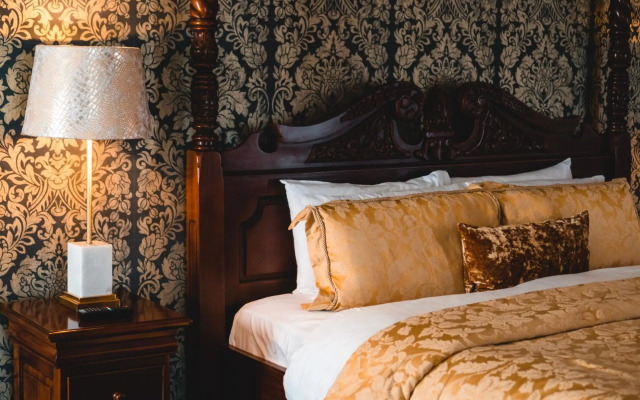 Raheen Woods Hotel