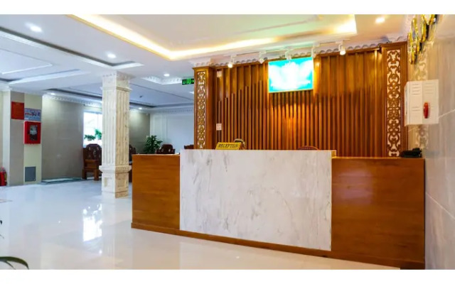 Flora Quy Nhon Hotel