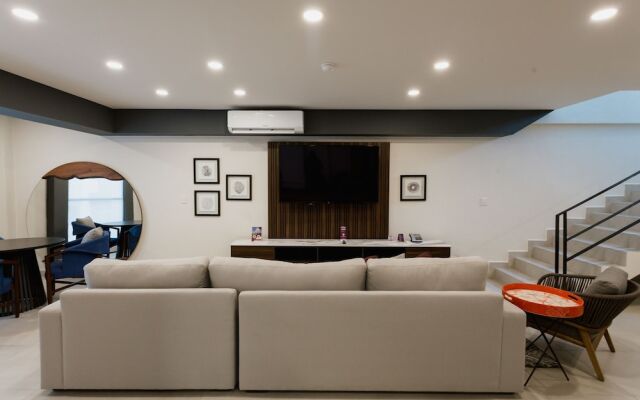 HS HOTSSON Acapulco Villas