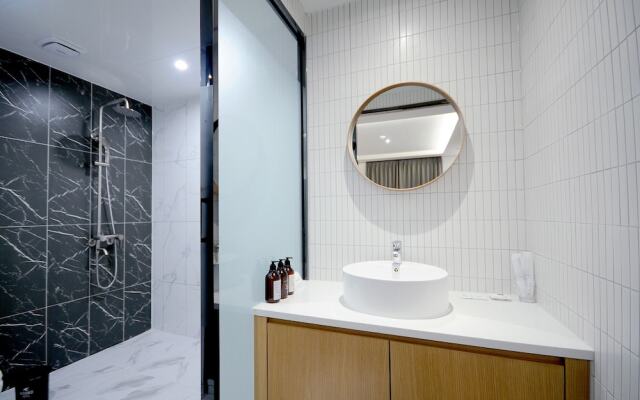 Hound Hotel Gijang