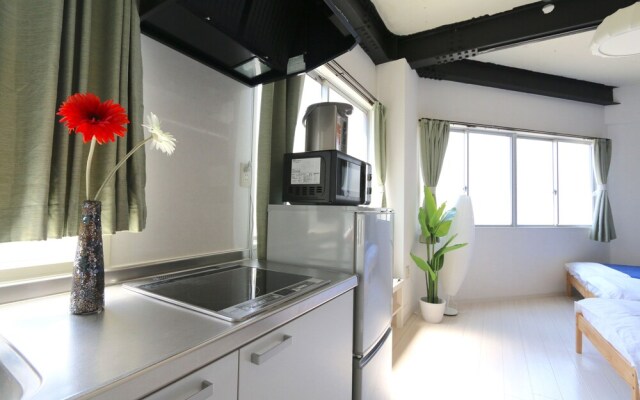 Liz Guest House Umeda